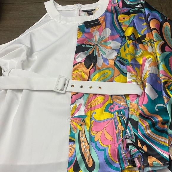 Ashley Stewart Sleeveless Butterfly White Floral Blouse plus Size 30/32
NWT - Picture 7 of 8